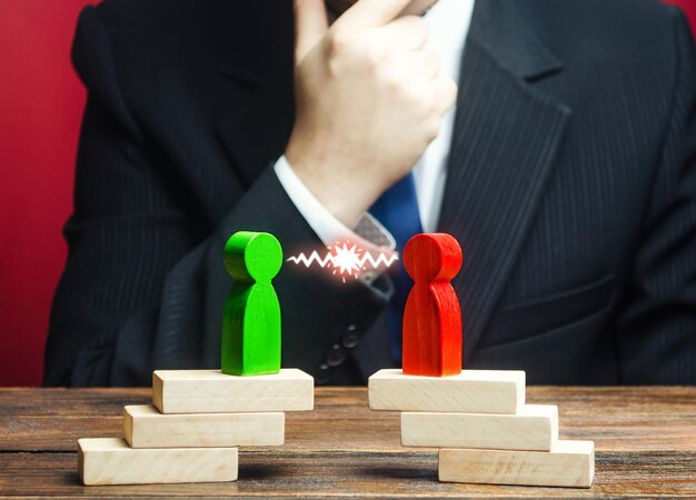 Confidentiality in Counseling: Balancing Client Trust and Legal Obligations