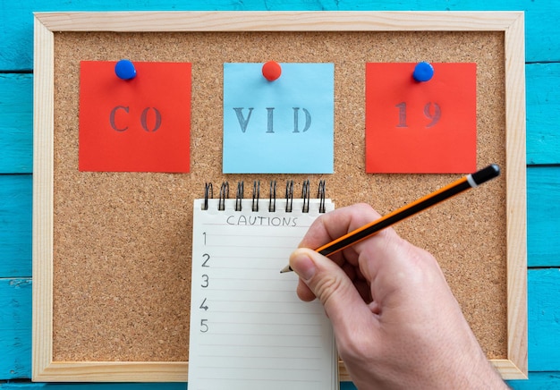 Shopify vs. Etsy: A Comprehensive Comparison for Handmade Business Owners