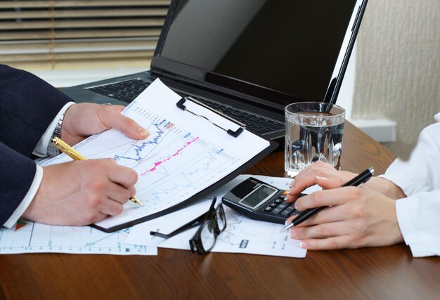 8 Crucial Financial Ratios Every Investor Needs to Know Before Analyzing a Stock