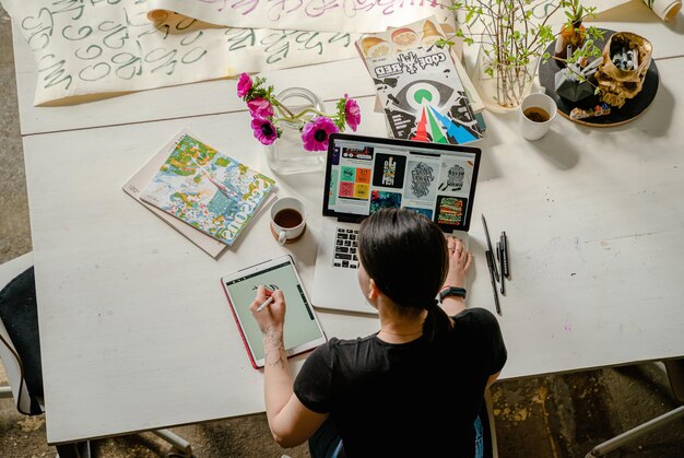 28 Essential Social Media Management Tools for Agencies: A Comprehensive Guide