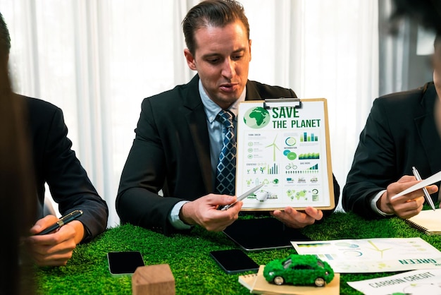 Building Wealth through Value Investing: Lessons from Brett Ashcroft Green