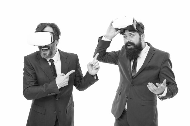 Immersive VR Market Analysis 2024-2029: A Battle of Giants - Meta and Sony