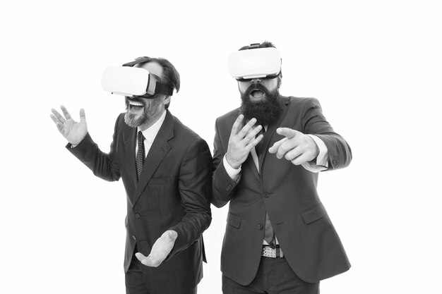 Immersive VR Market Analysis 2024-2029: A Battle of Giants - Meta and Sony