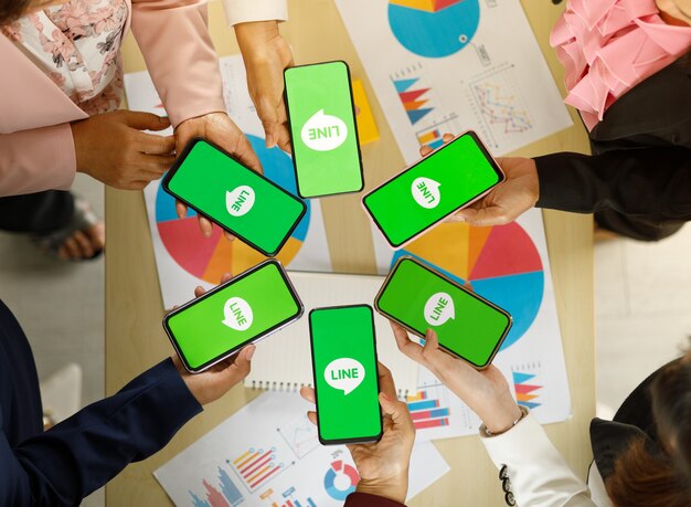Mint Mobile vs Verizon: A Comprehensive Comparison in 2024