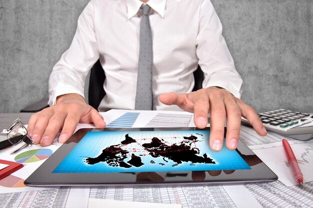 October Jobs Report: A Muddled Picture Amidst Strikes and Natural Disasters