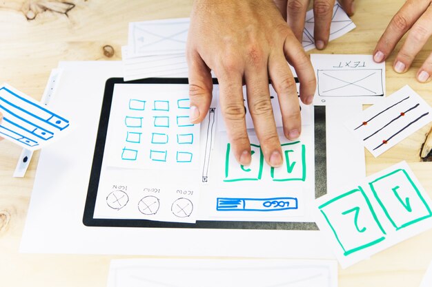 Top 10 Personal Knowledge Management Tools for Organizing Information: A Comprehensive Review